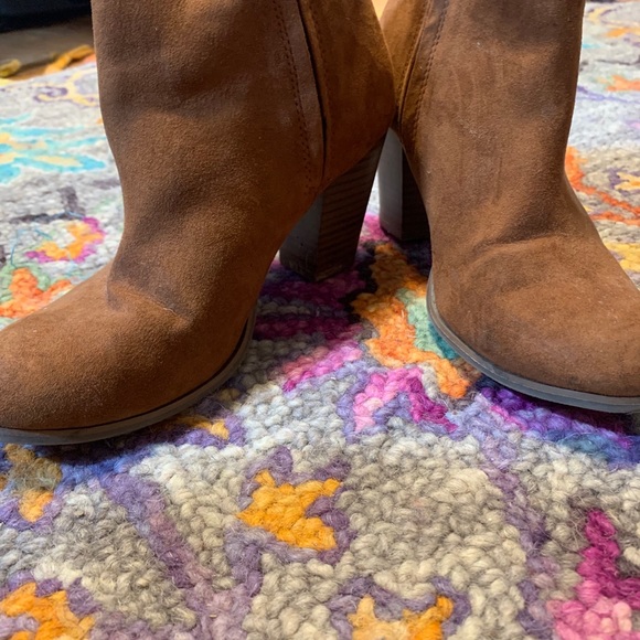 Booties - Picture 4 of 5